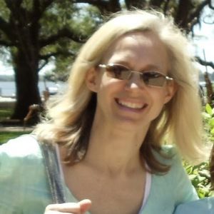 Meet your Posher, Suzanne